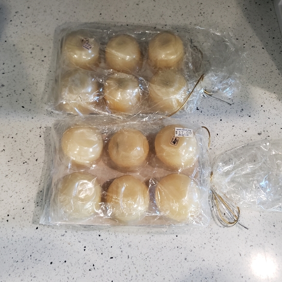 Aldas Forever Teacup Votive Candles 12pc - Picture 4 of 10